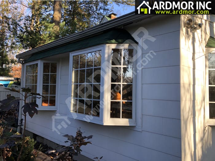 Bay_Window_Installation_with_New_Roof_Abington_PA_before