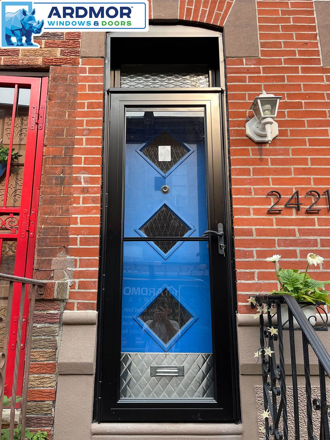 andersen_10_series_fullview_retractable_insect_screen_storm_door_replacement_in_philadelphia_pennsylvania_project_8392_after