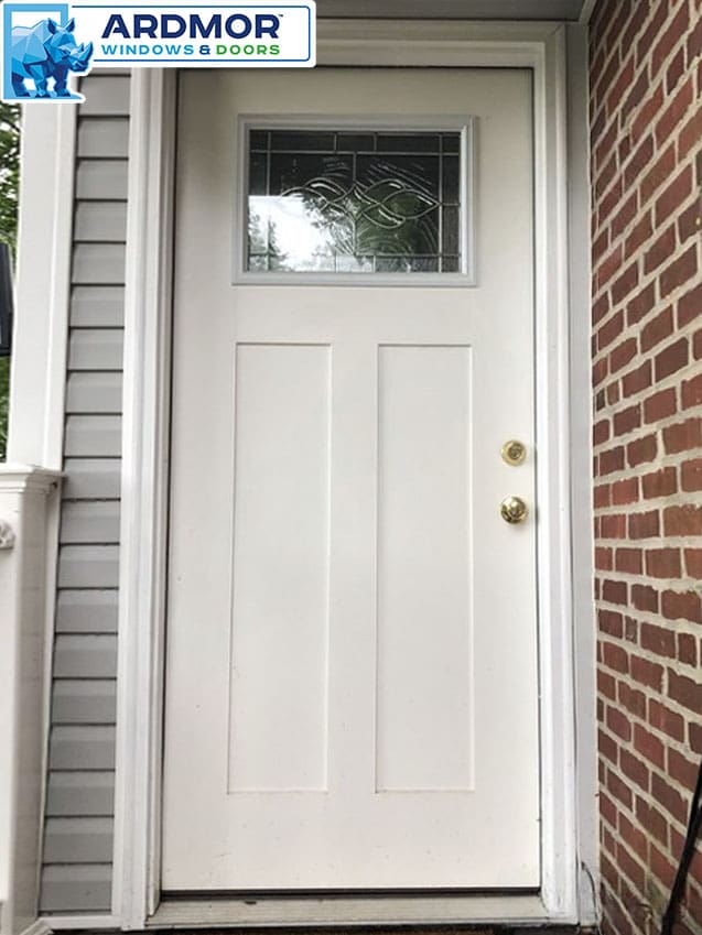 andersen_8_series_full_view_retractable_storm_door_installation_in_springfield_pennsylvania_project_2889_before