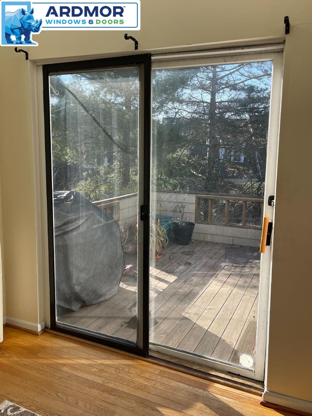 khpp_vinyl_sliding_doors_replacement_service_in_chesterbrook_pennsylvania_project_10170_before