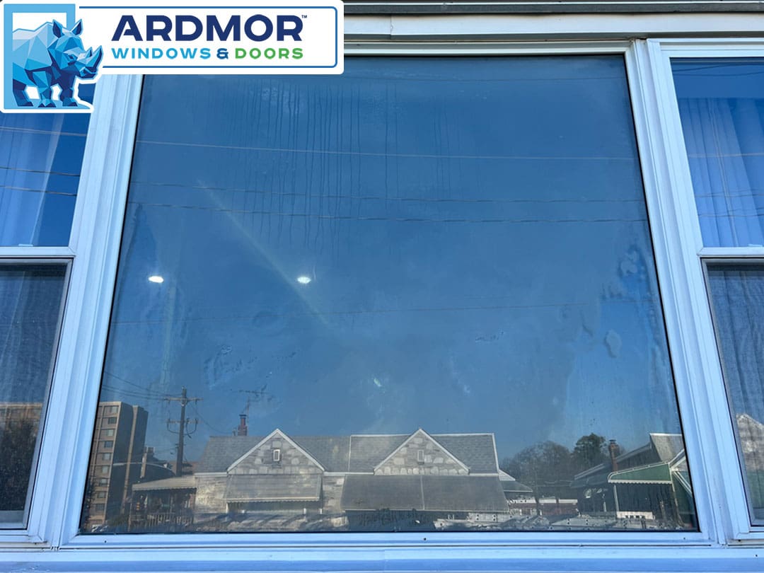 foggy_glass_replacement_in_vinyl_picture_window_in_philadelphia_pennsylvania_project_7400_before