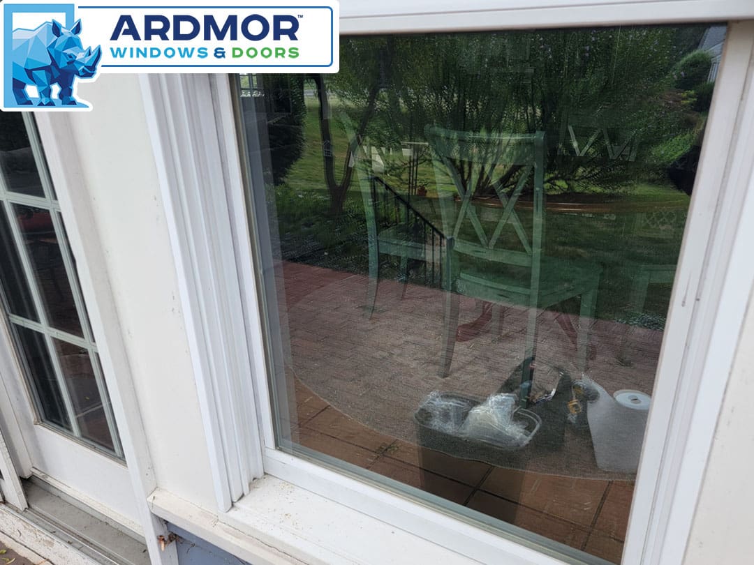 cracked_glass_replacement_in_vinyl_double_hung_window_in_morrisville_pennsylvania_project_6969_after