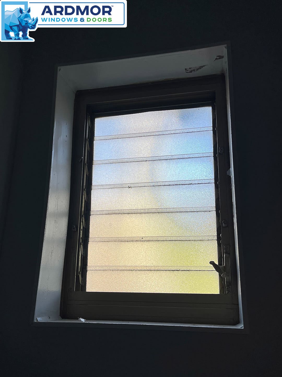 khpp_genesis_vinyl_casement_window_replacement_service_in_philadelphia_pennsylvania_project_10609_before