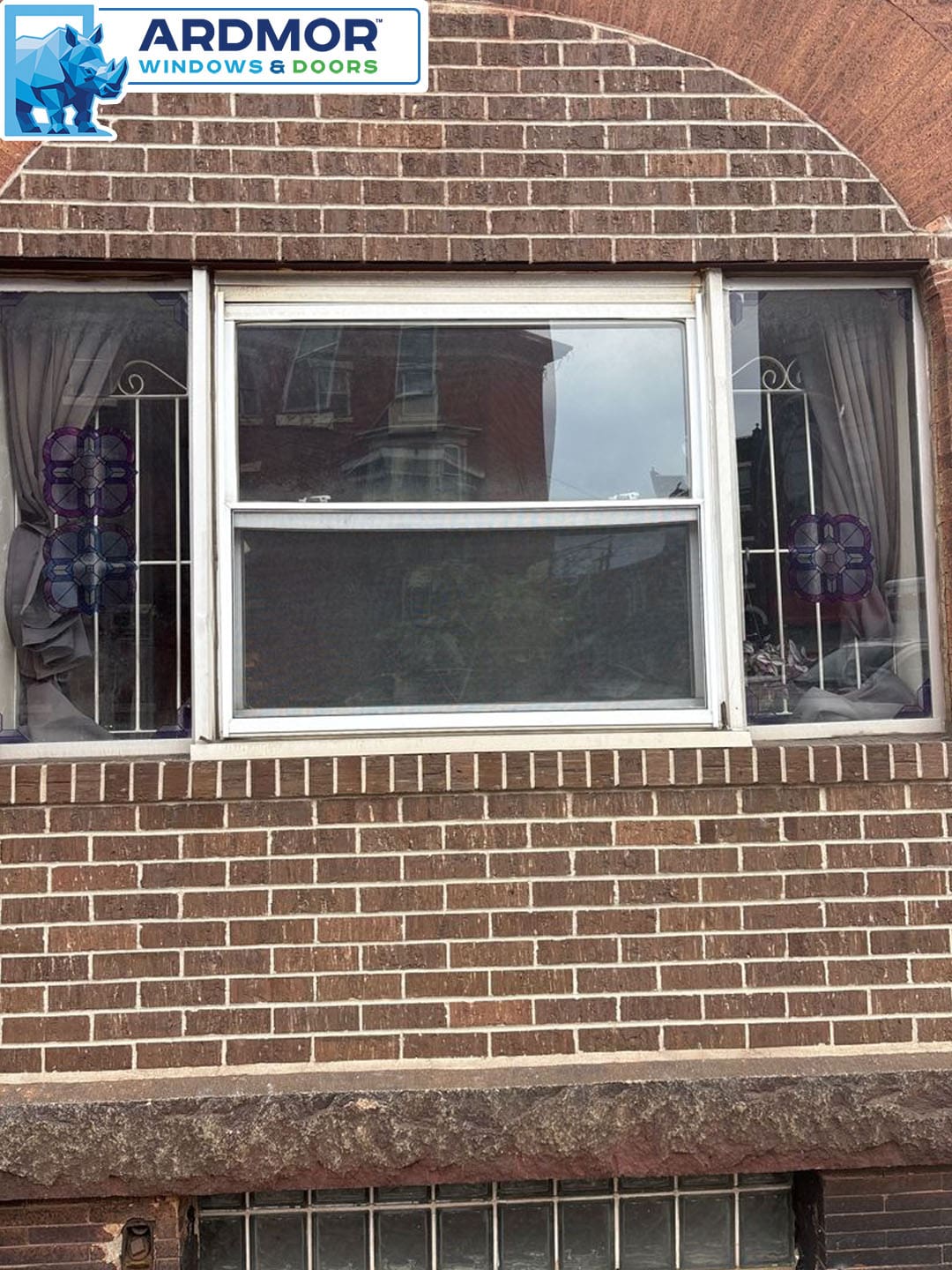 khpp_genesis_vinyl_double_hung_window_replacement_in_philadelphia_pennsylvania_project_10845_before