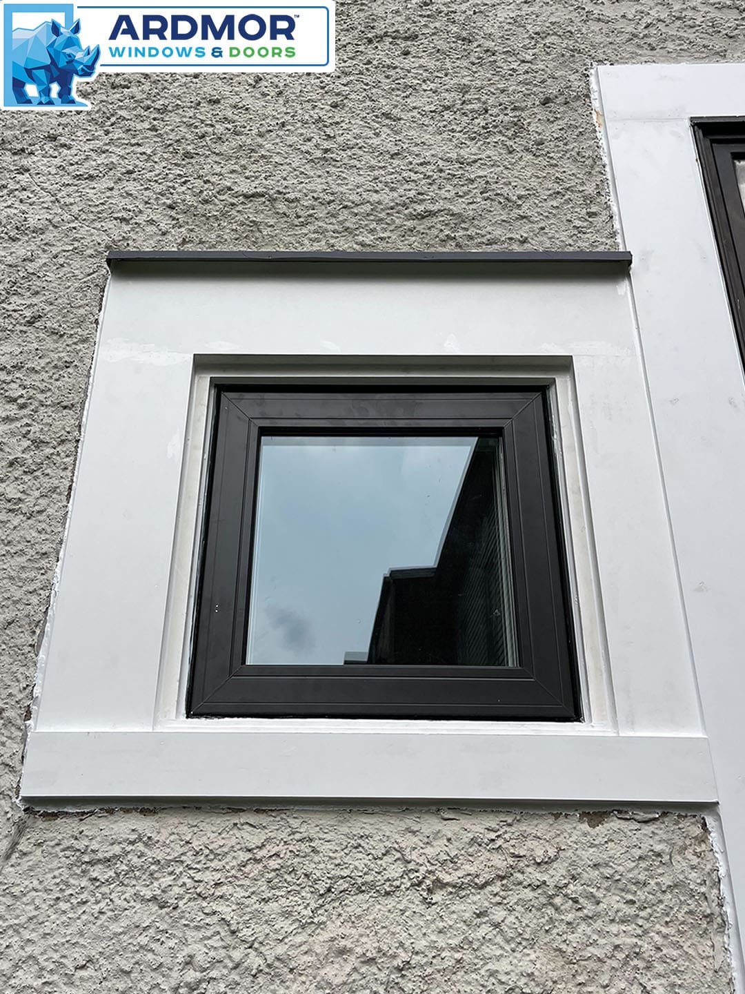 advanced_6300_series_vinyl_awning_window_replacement_in_weehawken_new_jersey_project_8042_after