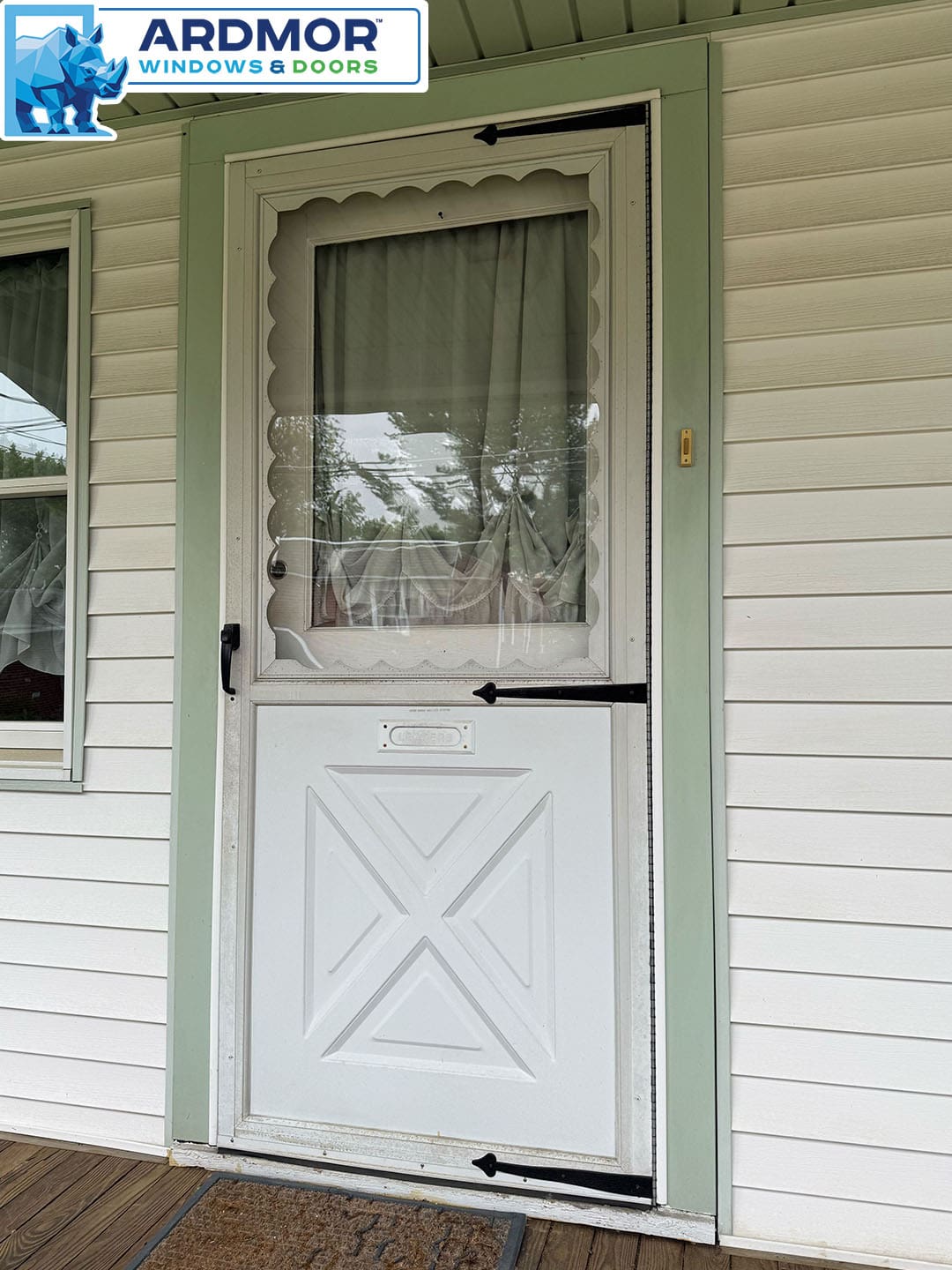 provia_duraguard_half_lite_storm_door_replacement_in_philadelphia_pennsylvania_project_10767_before