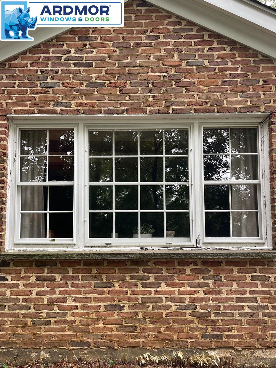 window_sill_sub_sill_and_vertical_middle_molding_replacement_in_lafayette_hill_pennsylvania_project_8740_before
