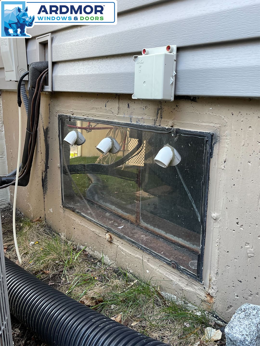 6300_series_awning_style_advanced_vinyl_window_replacement_job_in_havertown_pennsylvania_project_7992_before