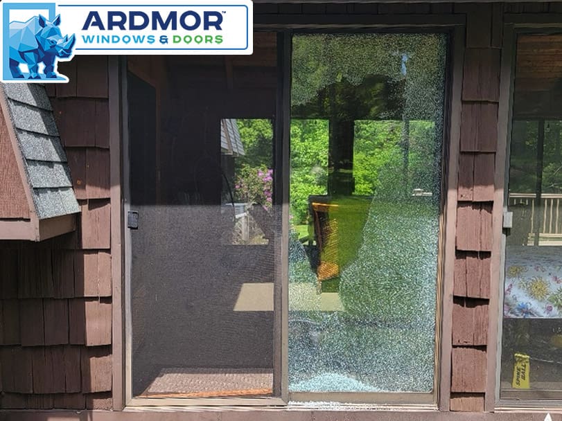 broken_glass_replacement_in_aluminum_gliding_door_in_watchung_new_jersey_project_9646_before