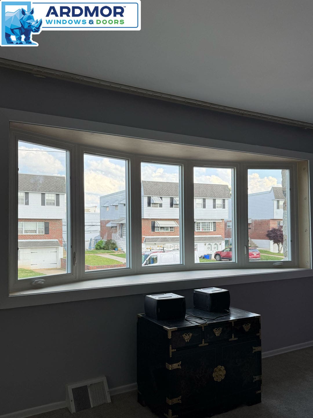 advanced_6300_series_vinyl_5_unit_bow_window_replacement_service_in_philadelphia_pennsylvania_project_10673_after