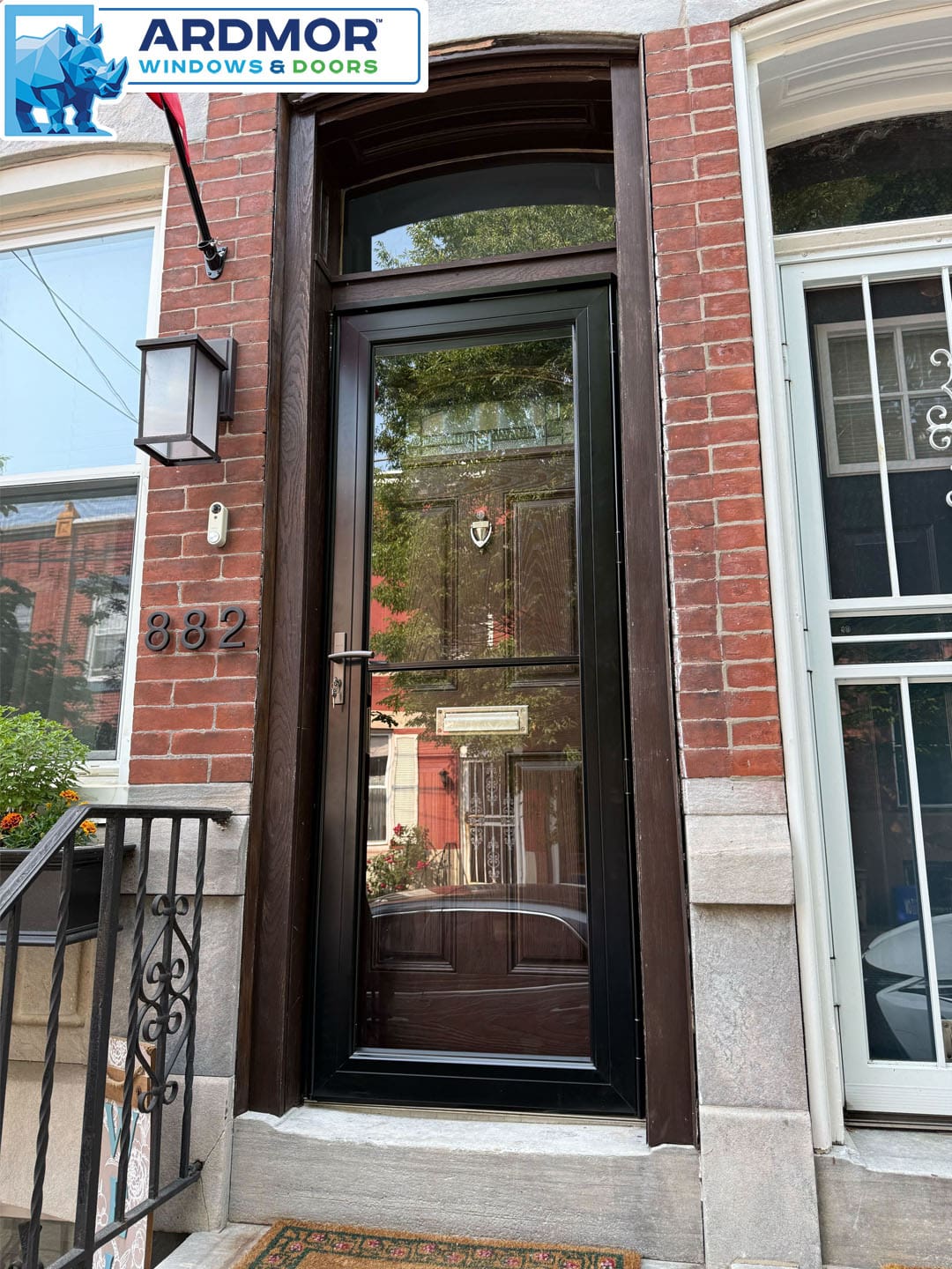 andersen_10_series_full_view_retractable_insect_screen_storm_door_replacement_service_in_philadelphia_pennsylvania_project_10864_after