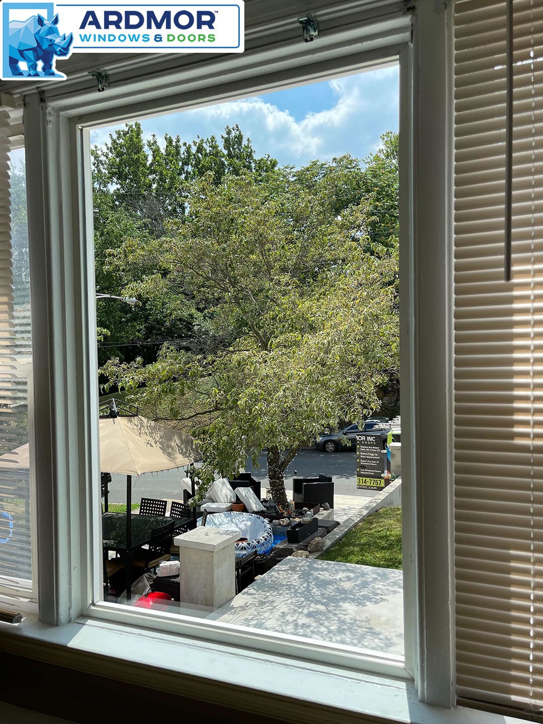 broken_glass_replacement_service_in_vinyl_picture_window_in_philadelphia_pennsylvania_project_7146_after