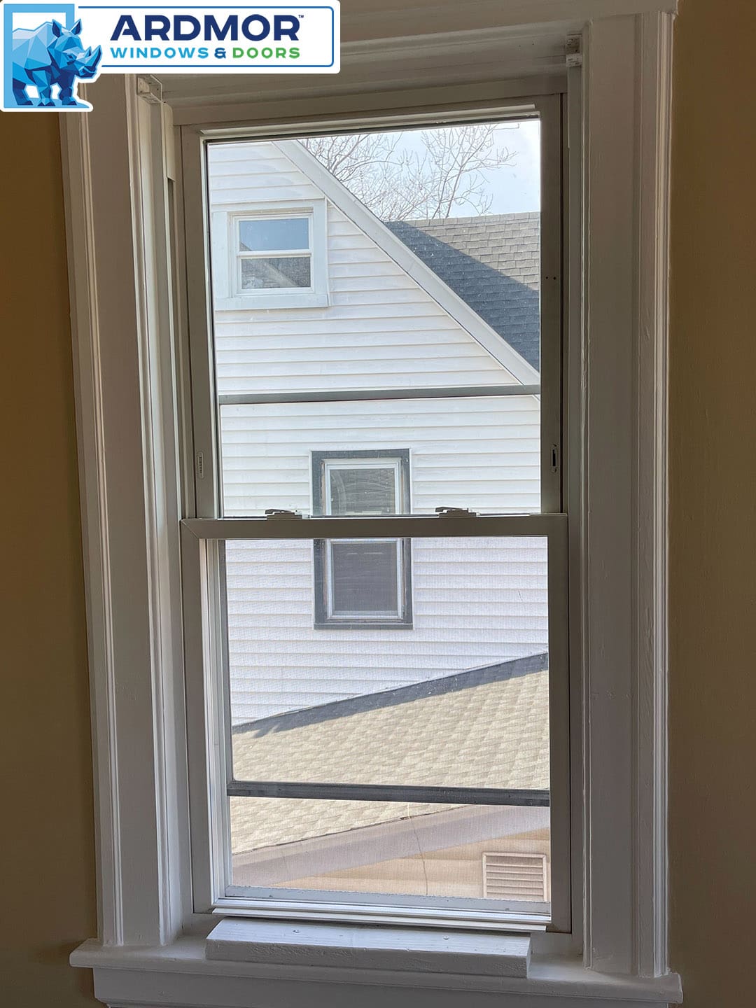 foggy_glass_and_balancers_replacement_in_vinyl_double-hung_window_in_roselle_new_jersey_project_10493_after