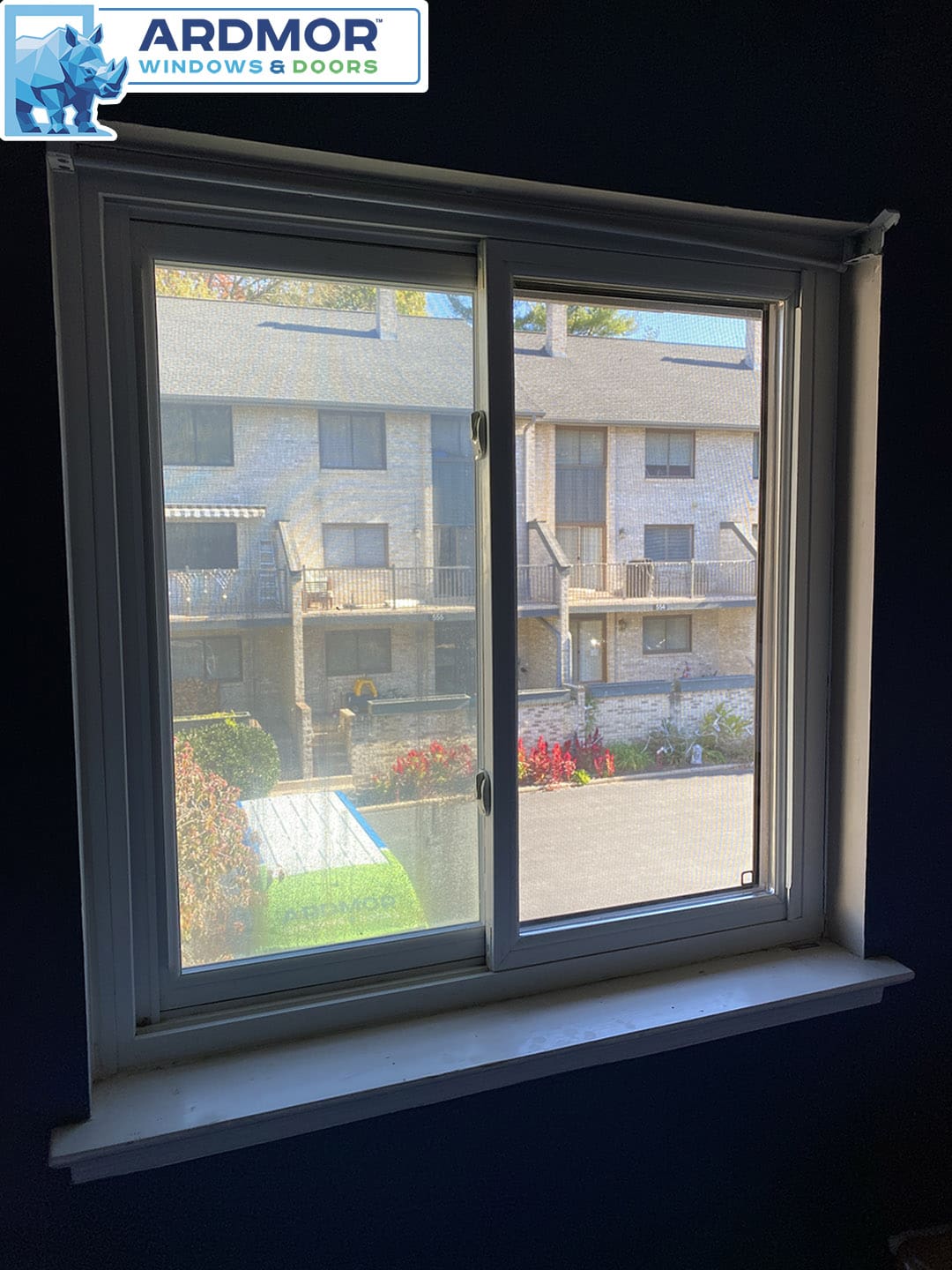 foggy_glass_replacement_in_vinyl_sliding_window_in_paoli_pennsylvania_project_11614_before