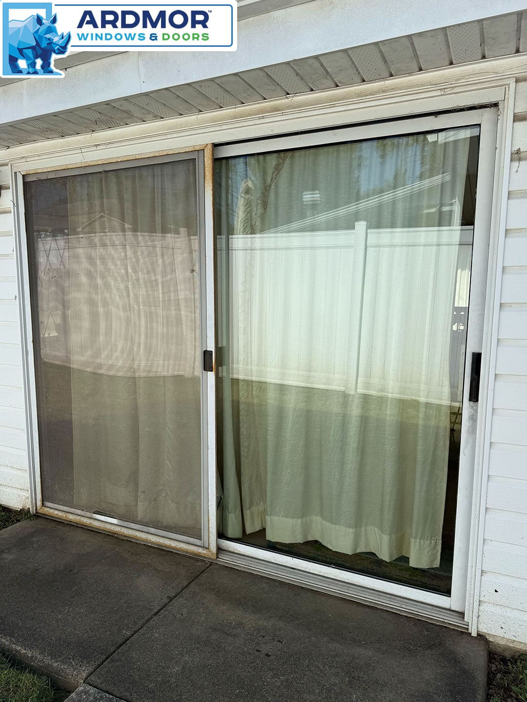 shattered_glass_replacement_in_aluminum_sliding_door_in_philadelphia_pennsylvania_project_11677_after